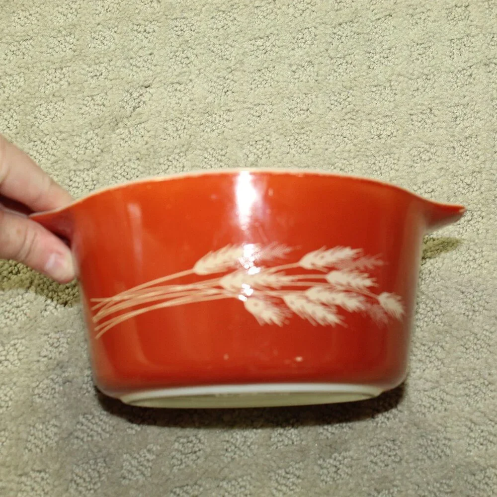 Pyrex Autumn Harvest Casserole Set Of 3 With Matching Lids #475B, #474B, #473B